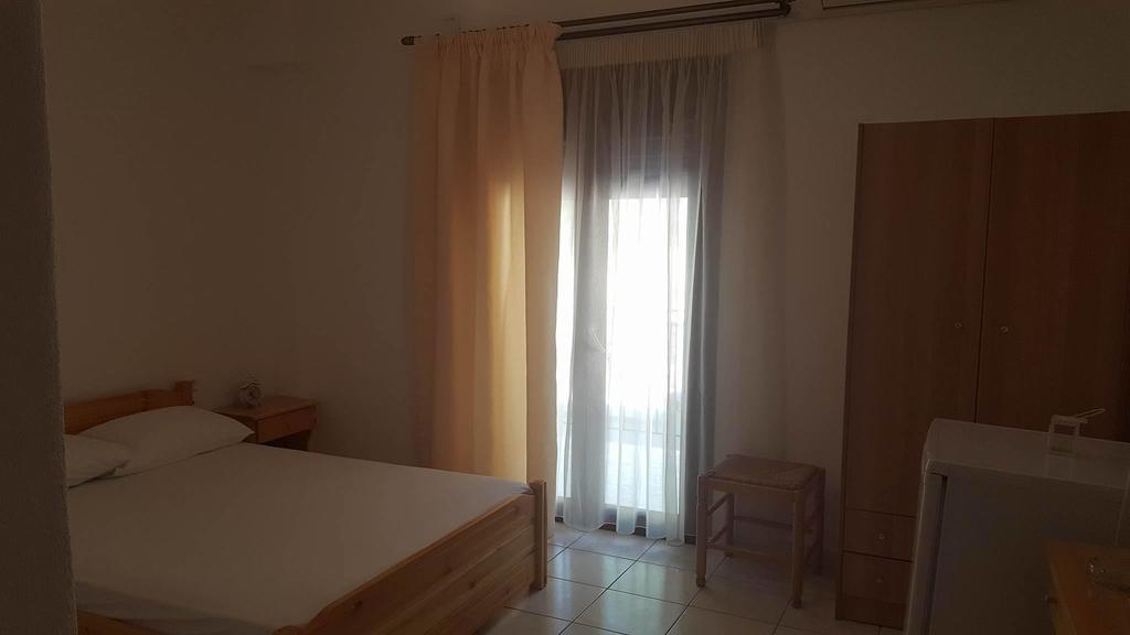 Mantos Rooms 1 Néo Klíma Kültér fotó