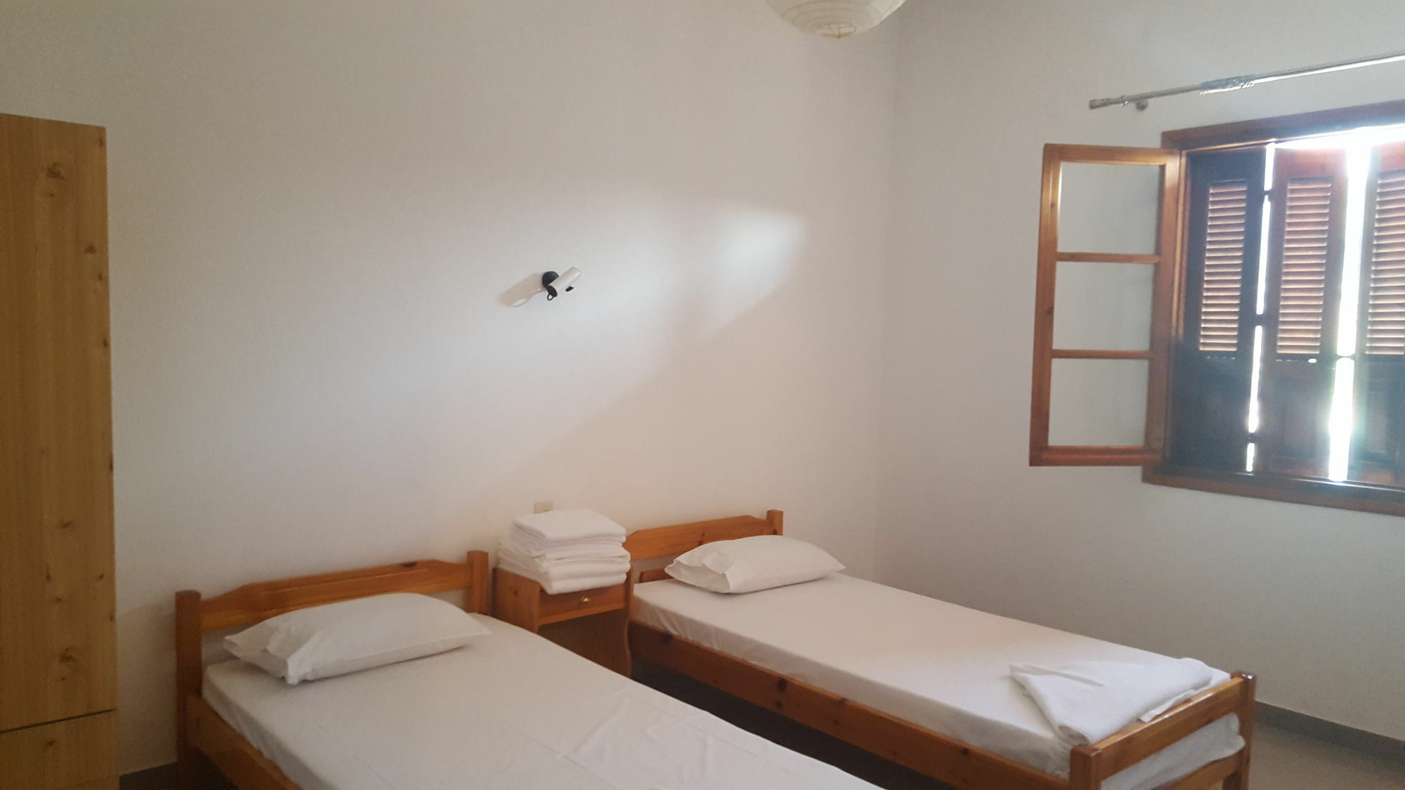 Mantos Rooms 1 Néo Klíma Kültér fotó